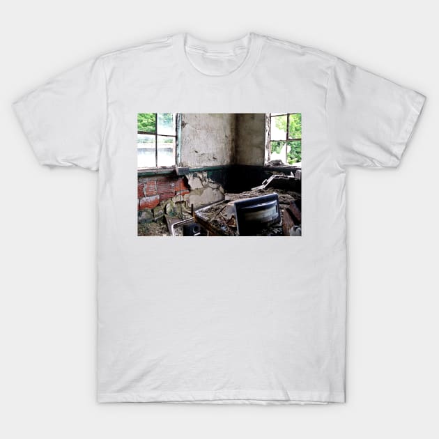 Bristol's T-Shirt by PaulLu
